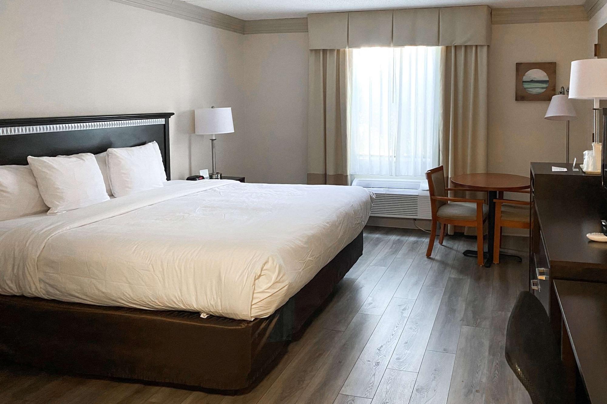 Clarion Hotel & Conference Center Toms River Eksteriør bilde